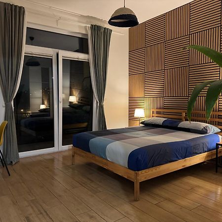 Occhi Sul Mare Apartment Ачиреале Екстериор снимка