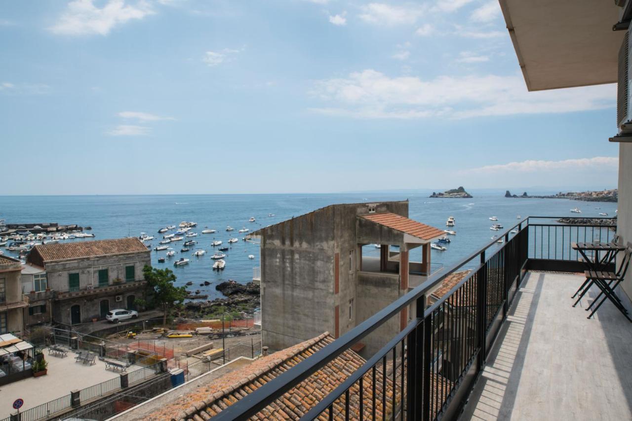 Occhi Sul Mare Apartment Ачиреале Екстериор снимка